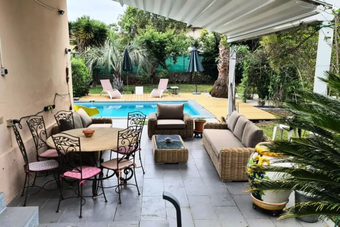 Residence Holiday House Downtown Antibes With Private Pool