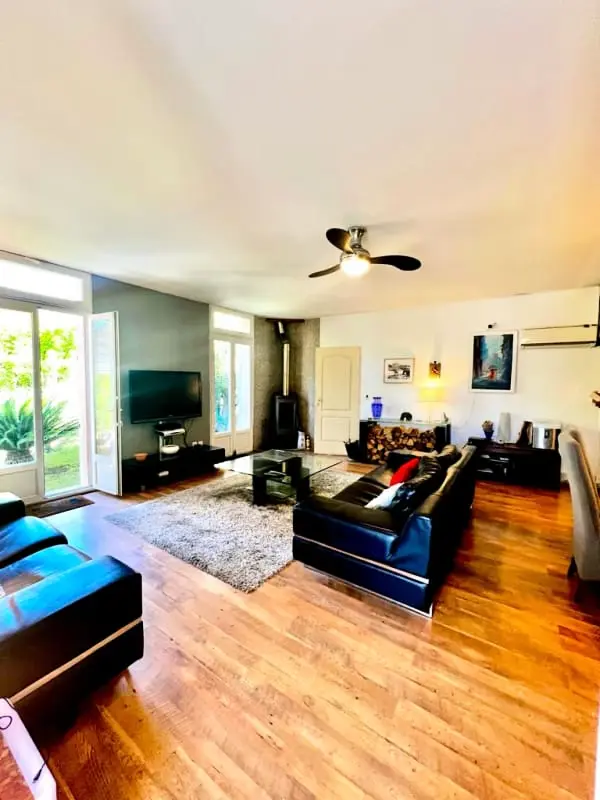 Residence Holiday House Downtown Antibes With Private Pool