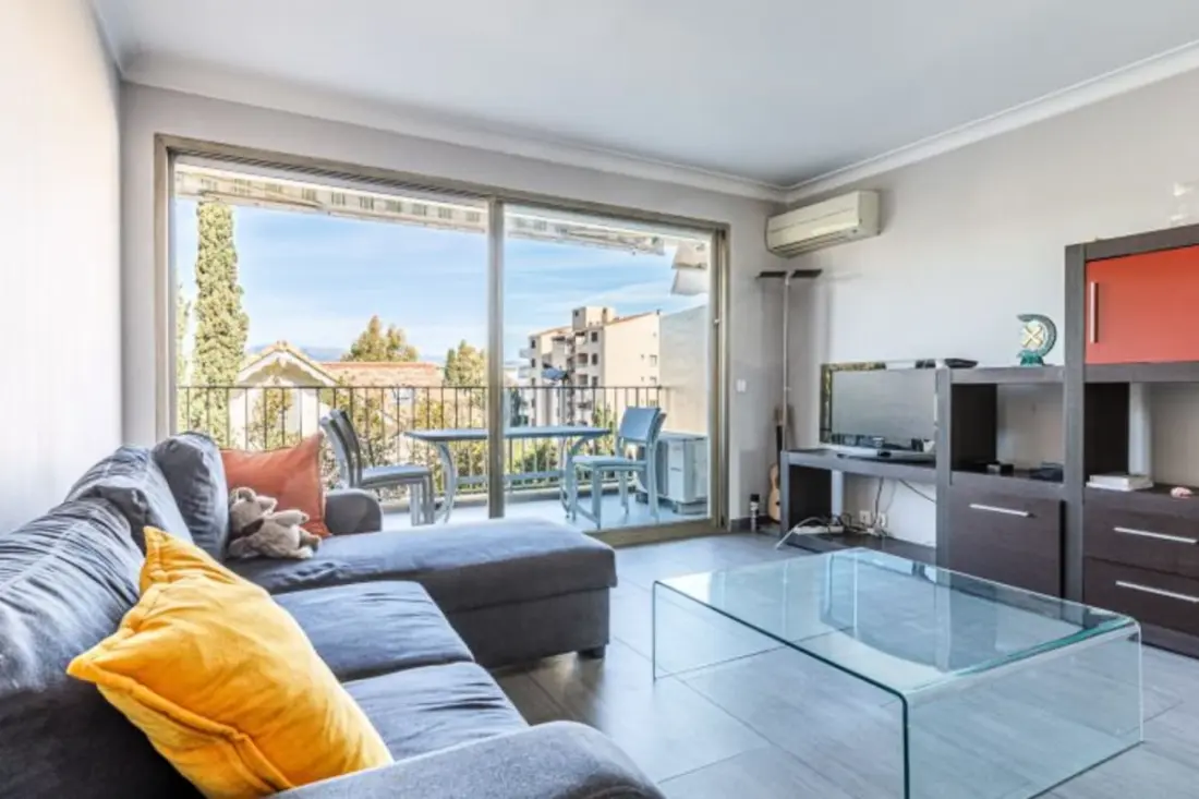 Résidence Tamanaco Beach: 1 hálószobás apartman erkéllyel, kilátással a tengerre és úszómedencével