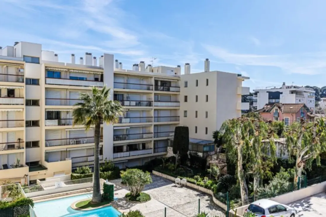 Résidence Tamanaco Beach: 1 hálószobás apartman erkéllyel, kilátással a tengerre és úszómedencével
