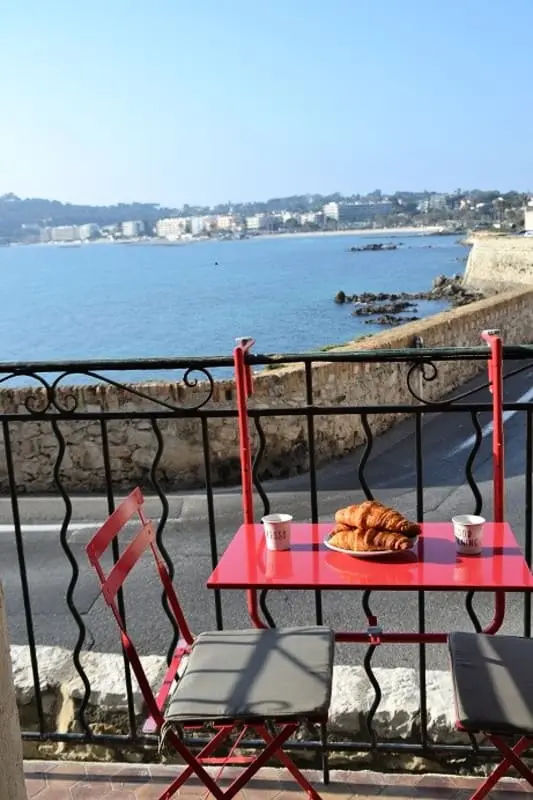 Uitzicht op zee en balkon - Studio Au Coeur du Vieille Antibes