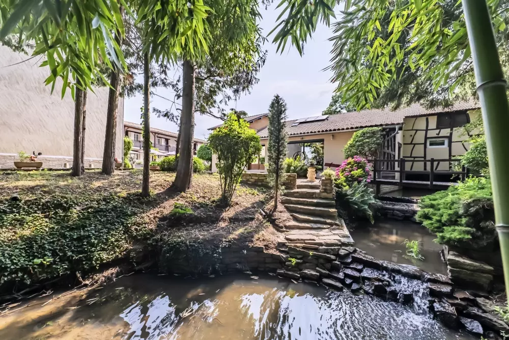 Hôtel & Camper Le Moulin de la Brevette   3 étoiles★★★