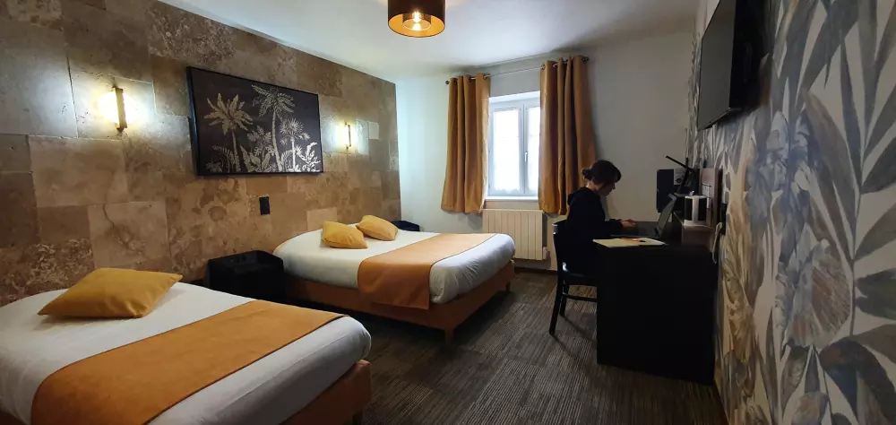 Hôtel & Camper Le Moulin de la Brevette   3 étoiles★★★