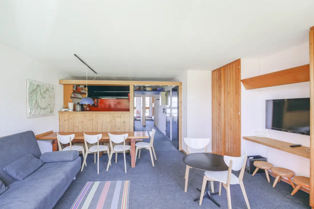 Residence 3 Arcs