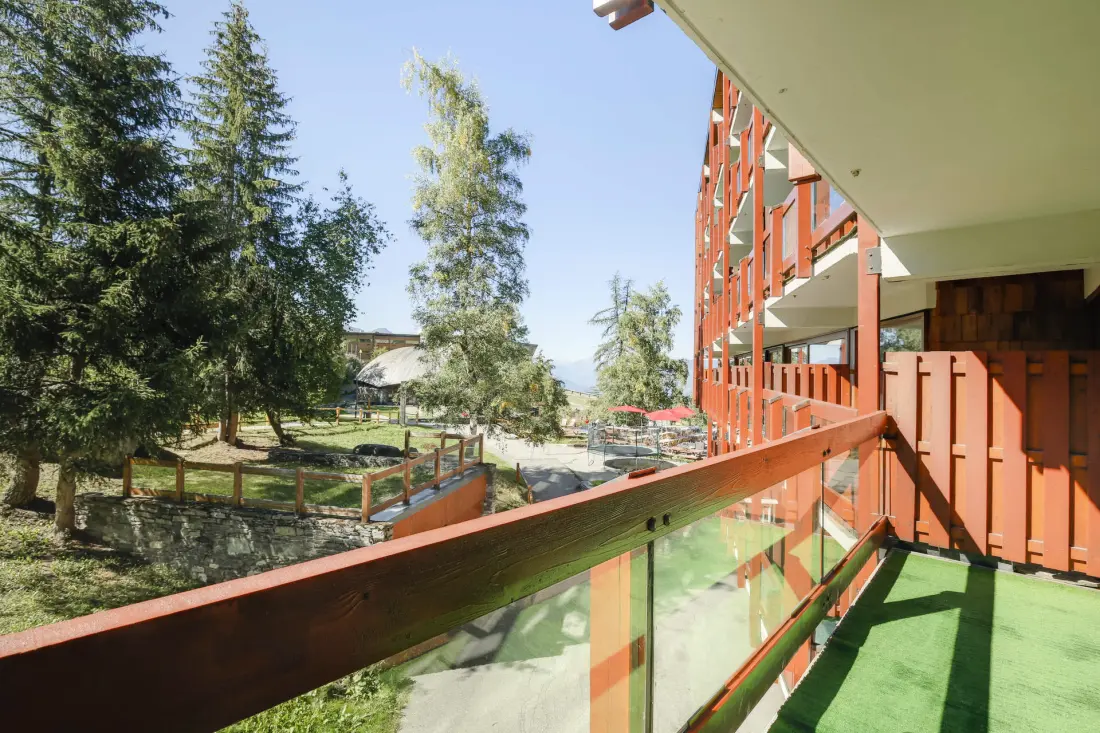 Residence 3 Arcs