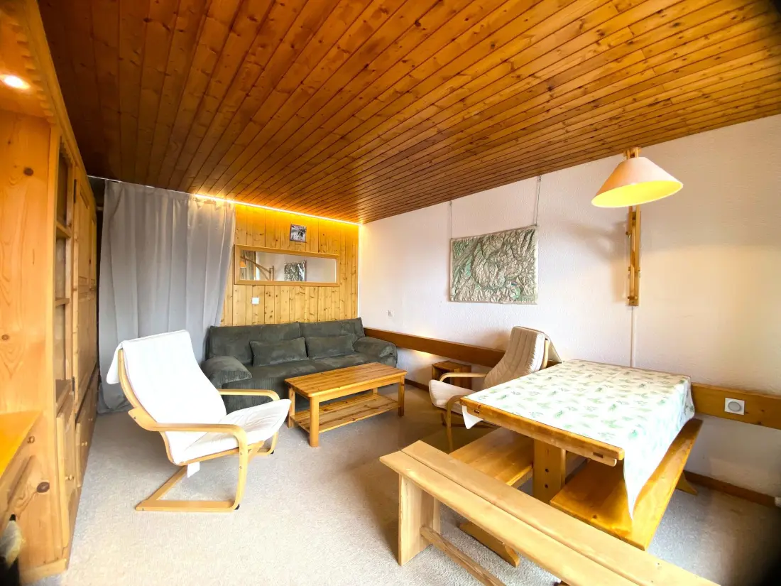 Adret Residence