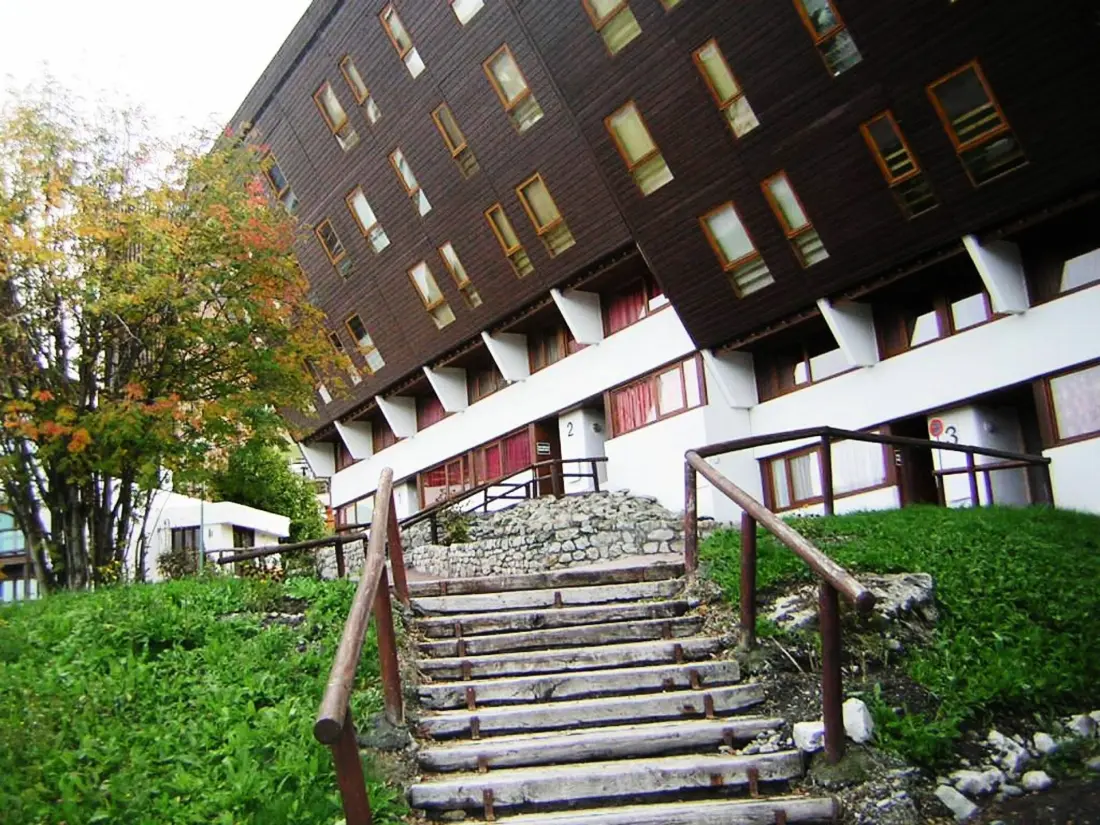 Cachette Residence