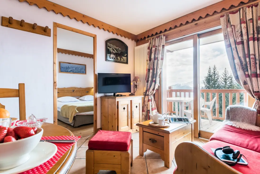 Pierre & Vacances Rezydencja Le Roselenda 4 Gwiazdy★★★★ 4 Gwiazdy★★★★ 4 Gwiazdy★★★★ 4 Gwiazdy★★★★