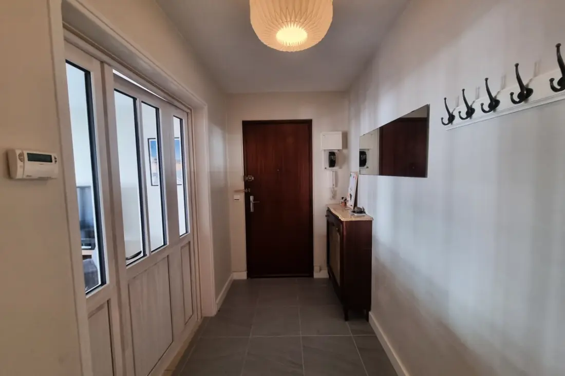 Apartman 90m2 Balcony Parkolás