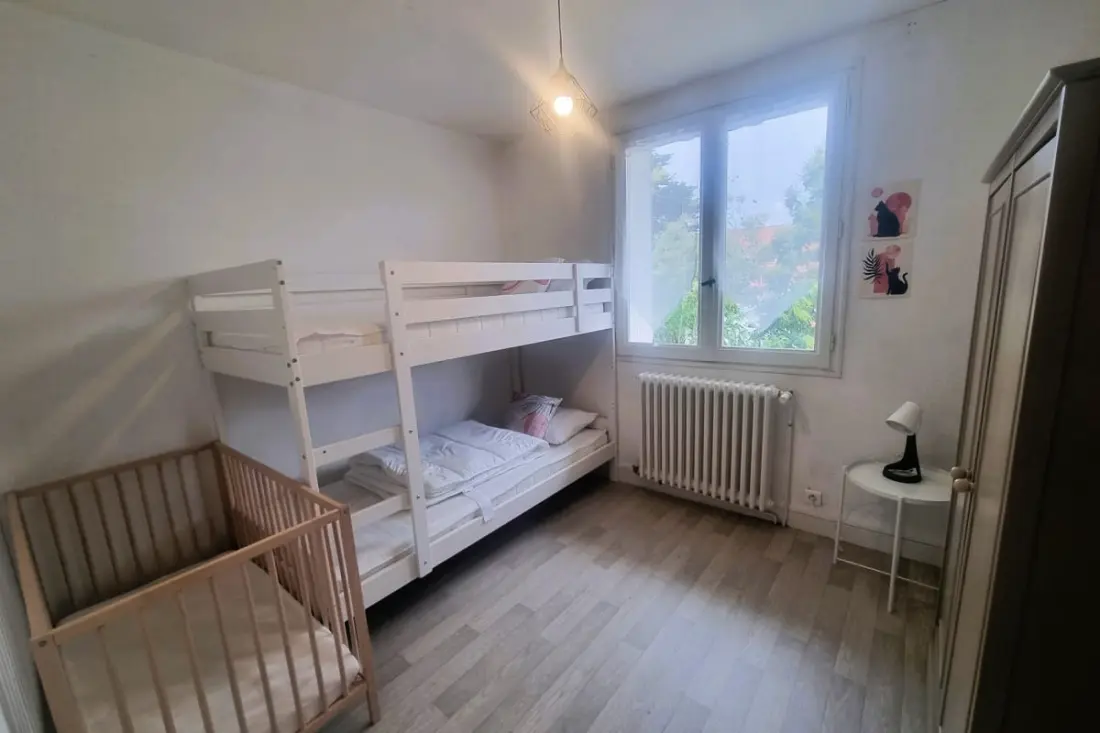 Nagy családi ház 300m La Plage