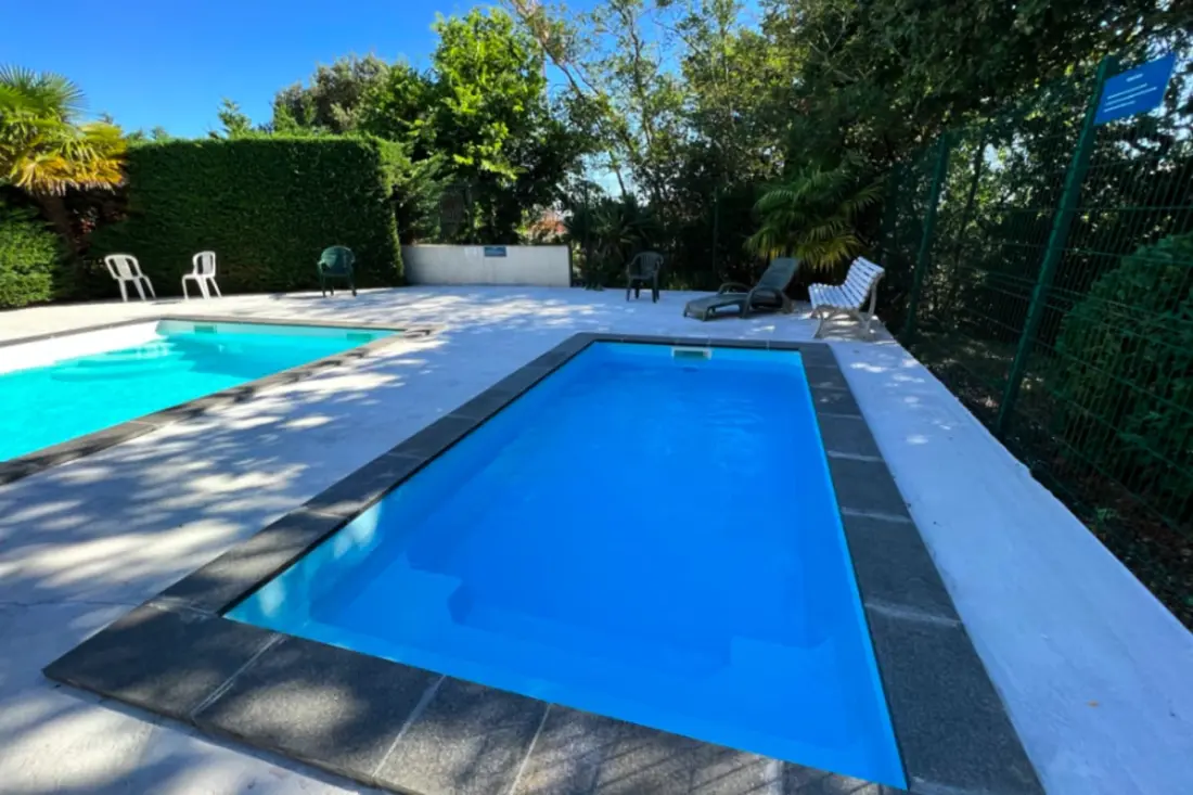Apartman úszó medencével Quartier De L Aiguillon