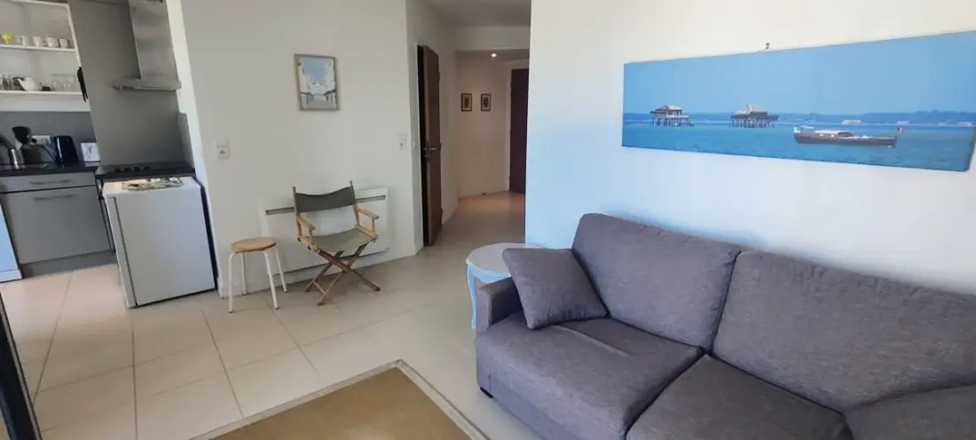 Mooie Cocon 45 M2 met balkon in de buurt van het strand