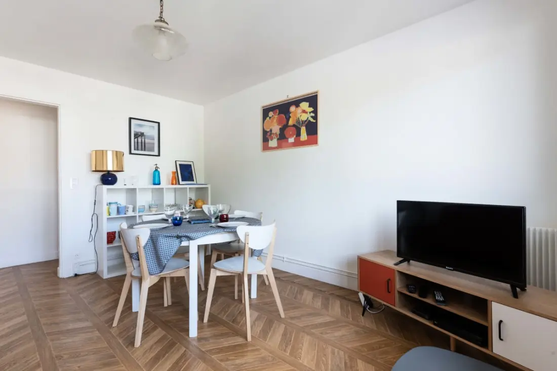 Világos és tágas T4 a strand és a központ közelében
