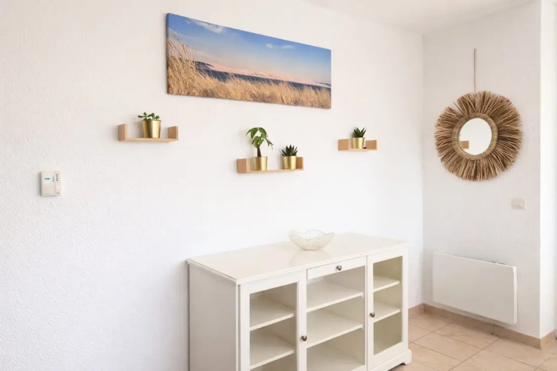Charming Apartment With Terrace in Ares