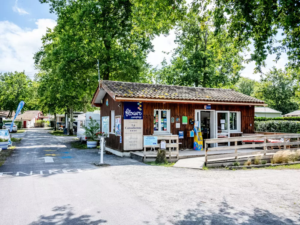 Flower Camping La Canadienne 4 Stars★★★★