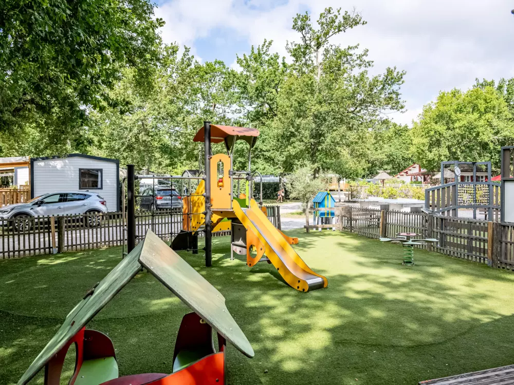 Flower Camping La Canadienne 4 Stars★★★★