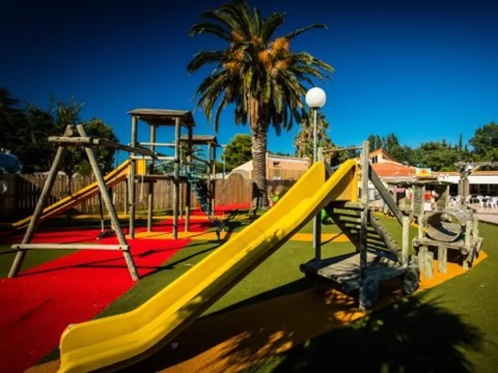 Camping Les Jardins Catalans 4 Gwiazdy★★★★