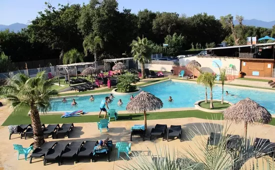Camping Paradis Le Pearl****