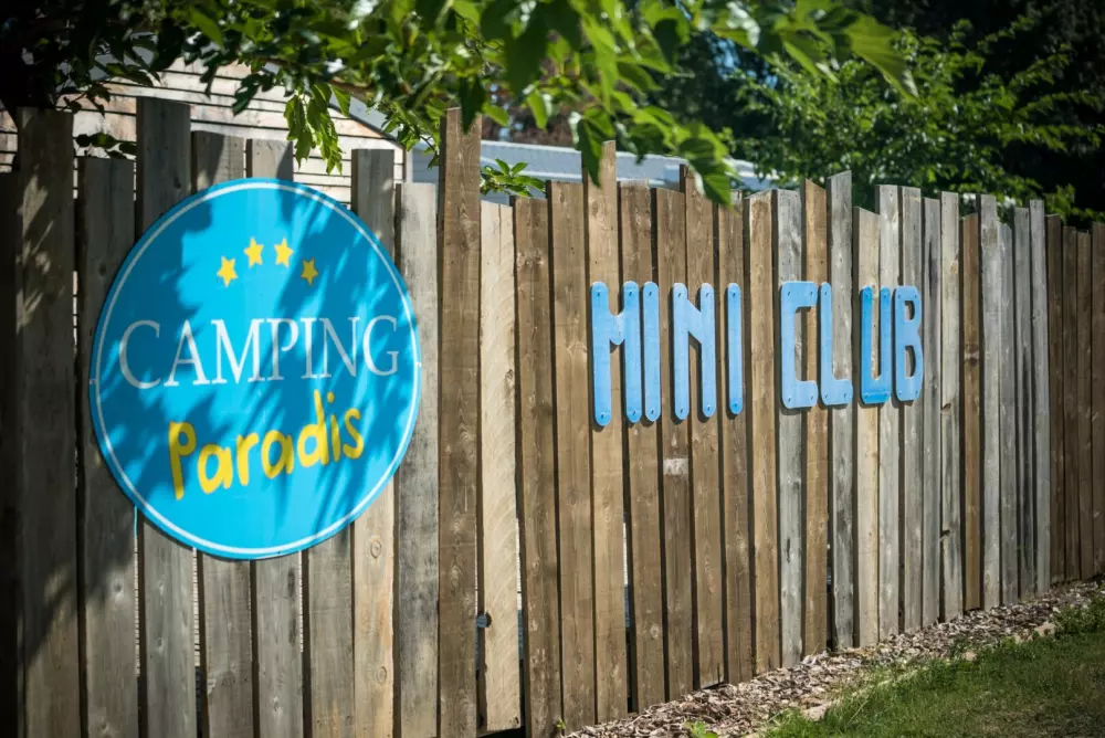 Camping Paradis Le Pearl4 Sterren★★★★