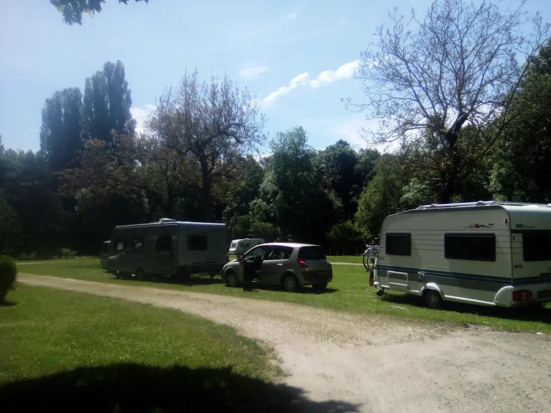 Campsite Les Chambons 3 Stars★★★