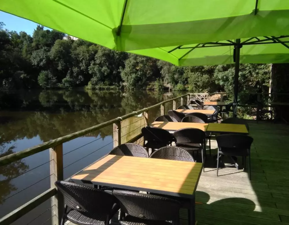 Camping Au Lac d'Hautibus3 étoiles★★★