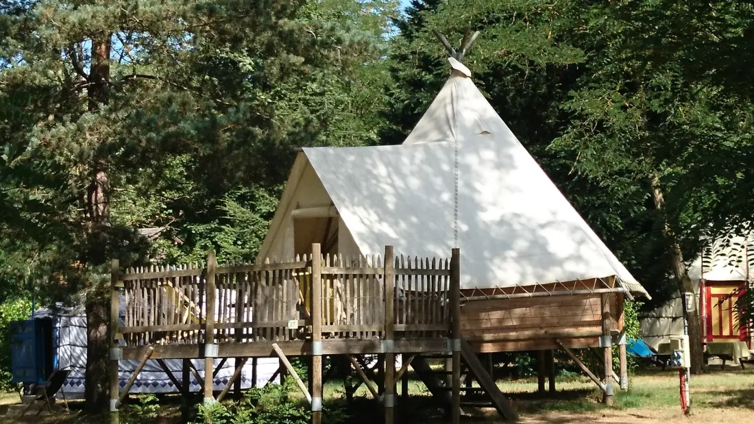 Campsite Ushuaia Villages Le Viaduc 3 Stars★★★