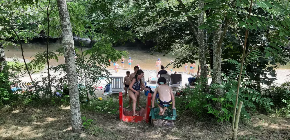 Campsite Ushuaia Villages Le Viaduc 3 Stars★★★