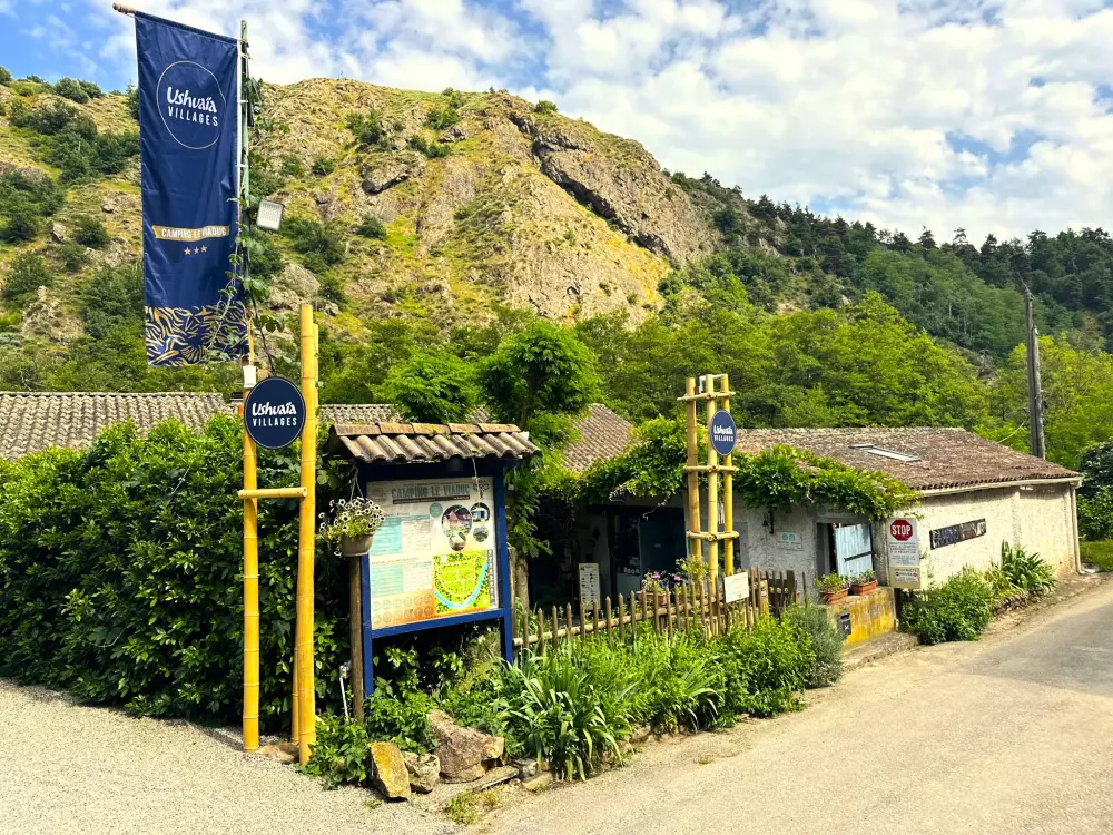 Campsite Ushuaia Villages Le Viaduc 3 Stars★★★