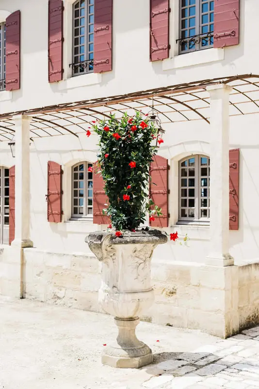 Le Mas Caladoc – Luxury Domaine With Private Spa in Provence
