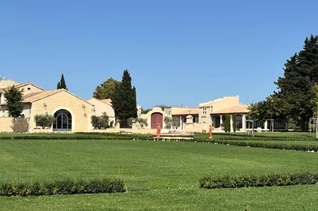Le Mas Caladoc – Luxury Domaine With Private Spa in Provence