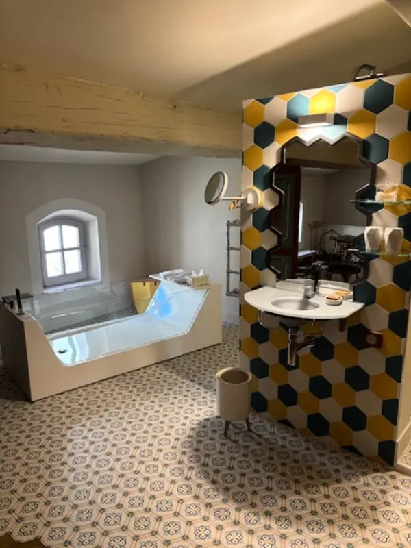 Le Mas Caladoc – Luxury Domaine With Private Spa in Provence
