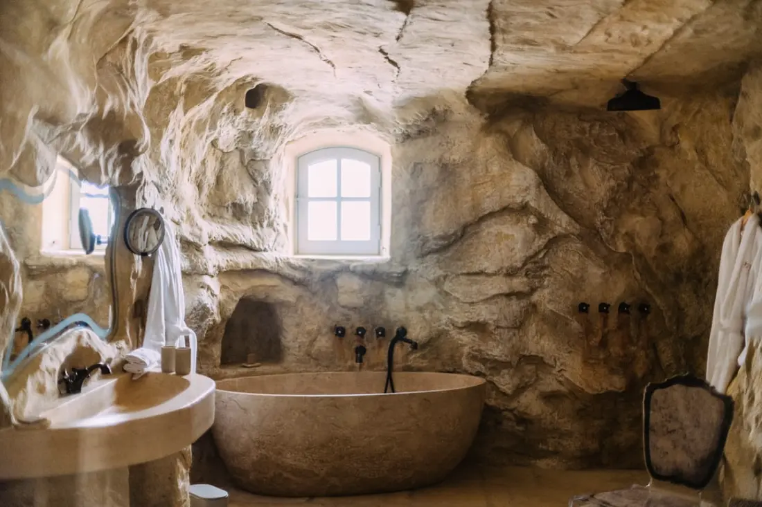 Le Mas Caladoc – Luxury Domaine With Private Spa in Provence