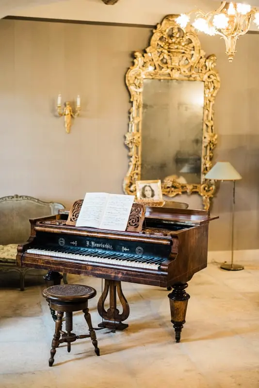 Le Mas Caladoc – Luxury Domaine With Private Spa in Provence