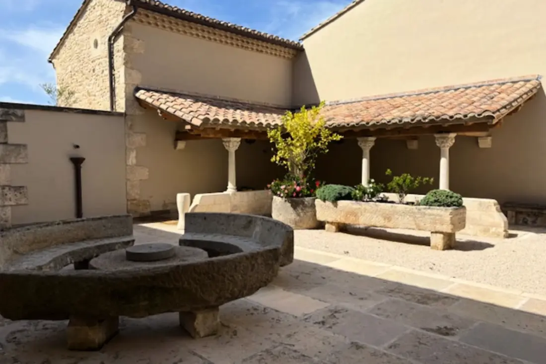 Le Mas Caladoc – Luxury Domaine With Private Spa in Provence