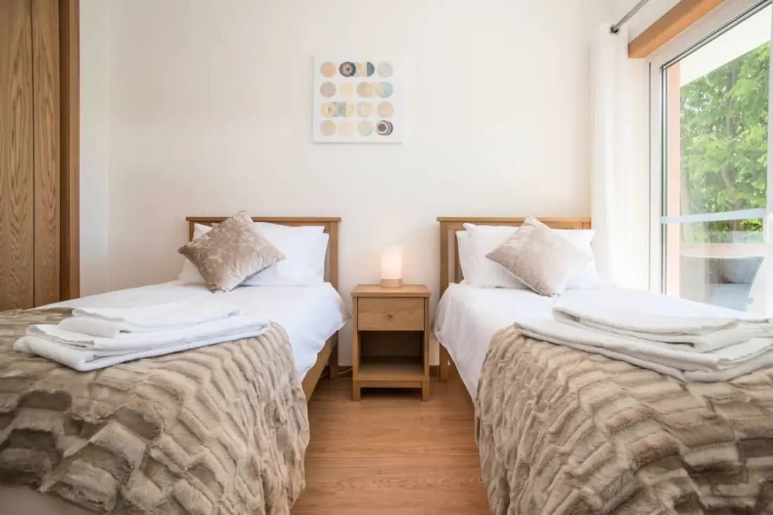 Közép- Modern 2 ágyas apartman Armação De Pera