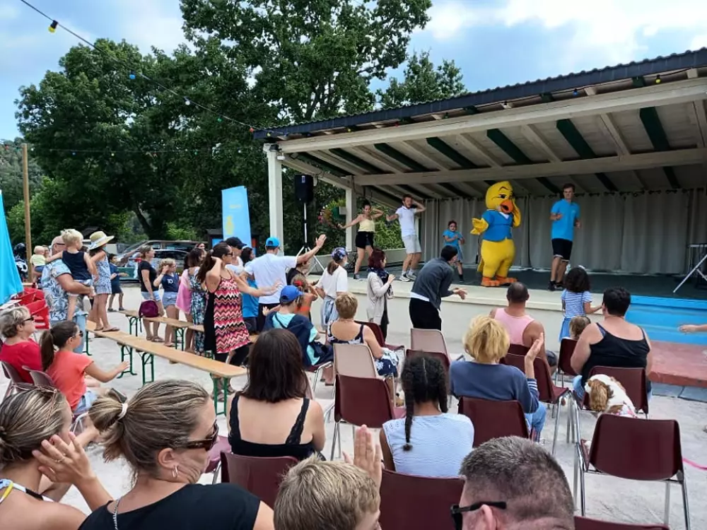 Camping Paradis la Gineste4 Estrellas★★★★