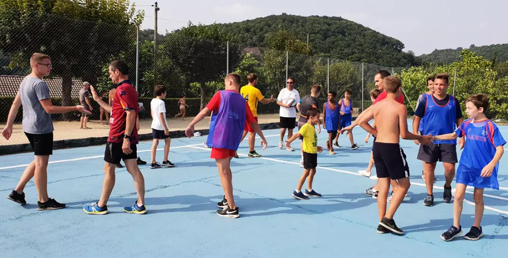 Camping Paradis la Gineste4 Estrellas★★★★