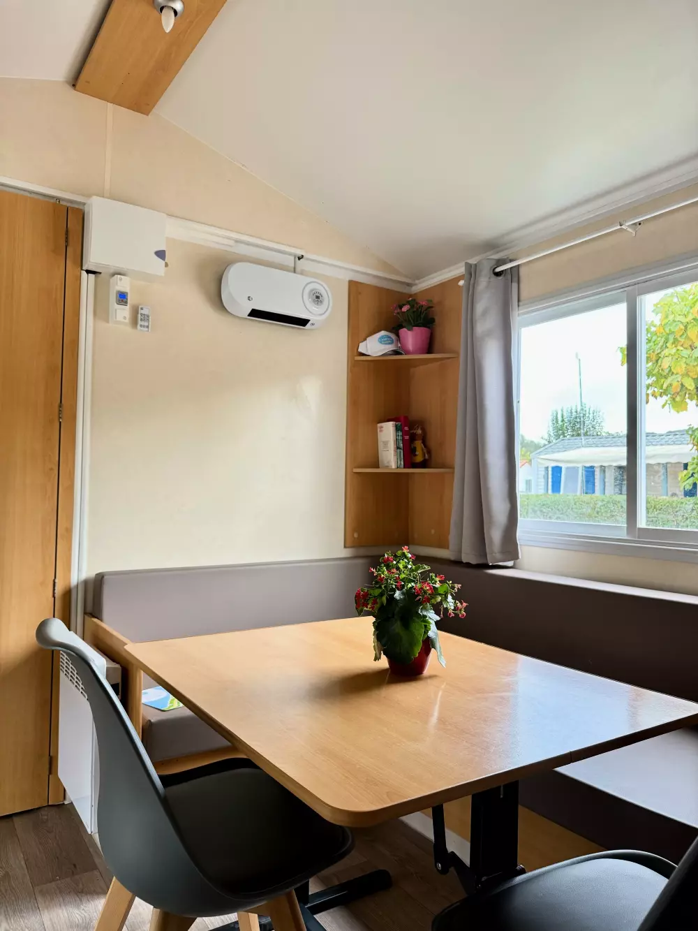 Camping Paradis la Gineste4 Estrellas★★★★