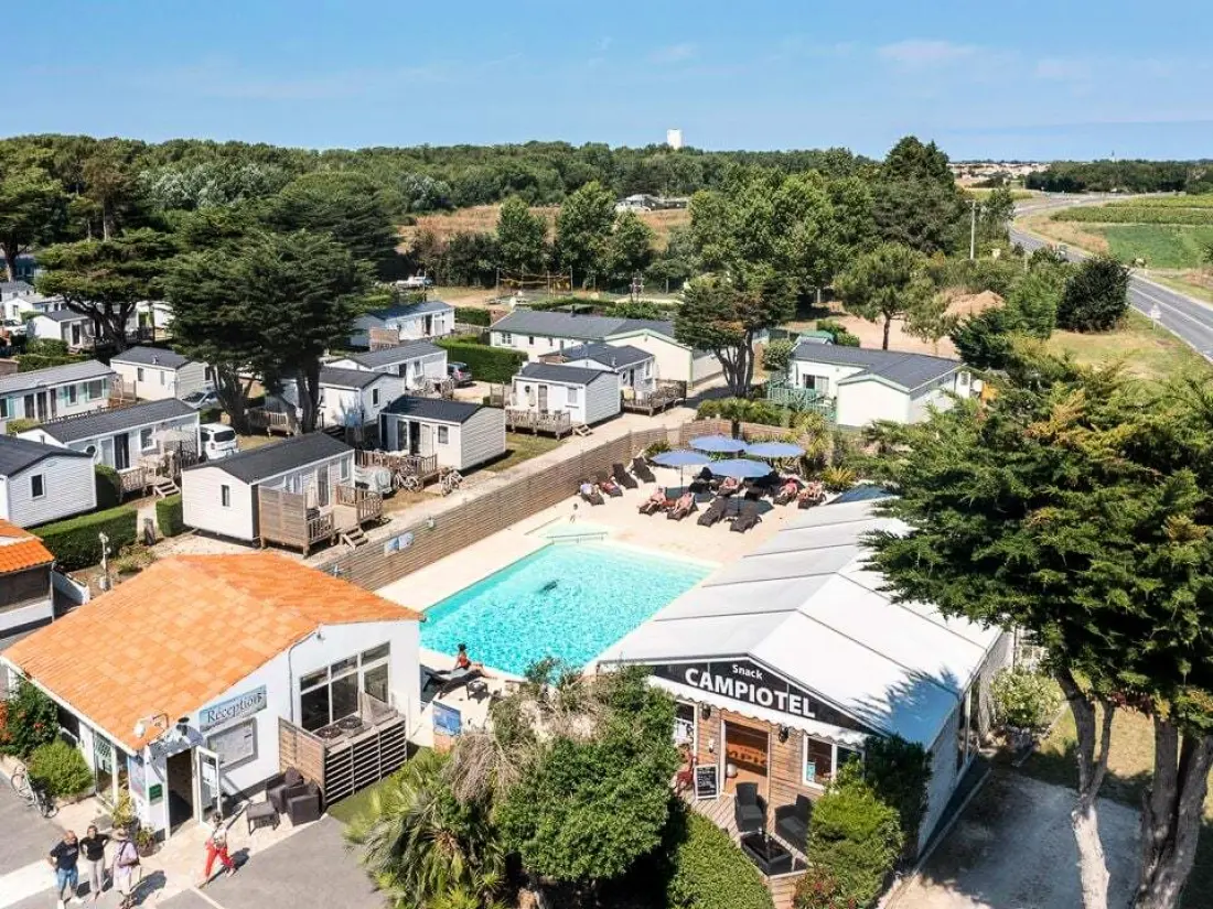 Camping Romanée Le Campiotel des Dunes4 Sterren★★★★