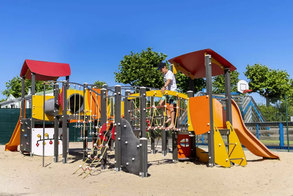 Camping Romanée Le Cormoran5 étoiles★★★★★