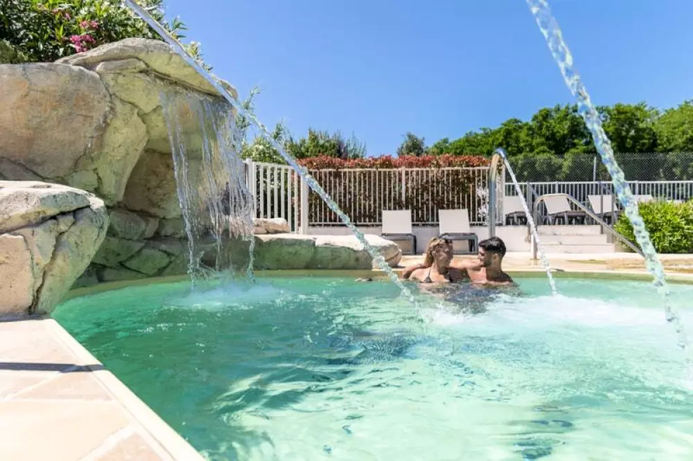 Camping Romanée Le Cormoran5 étoiles★★★★★