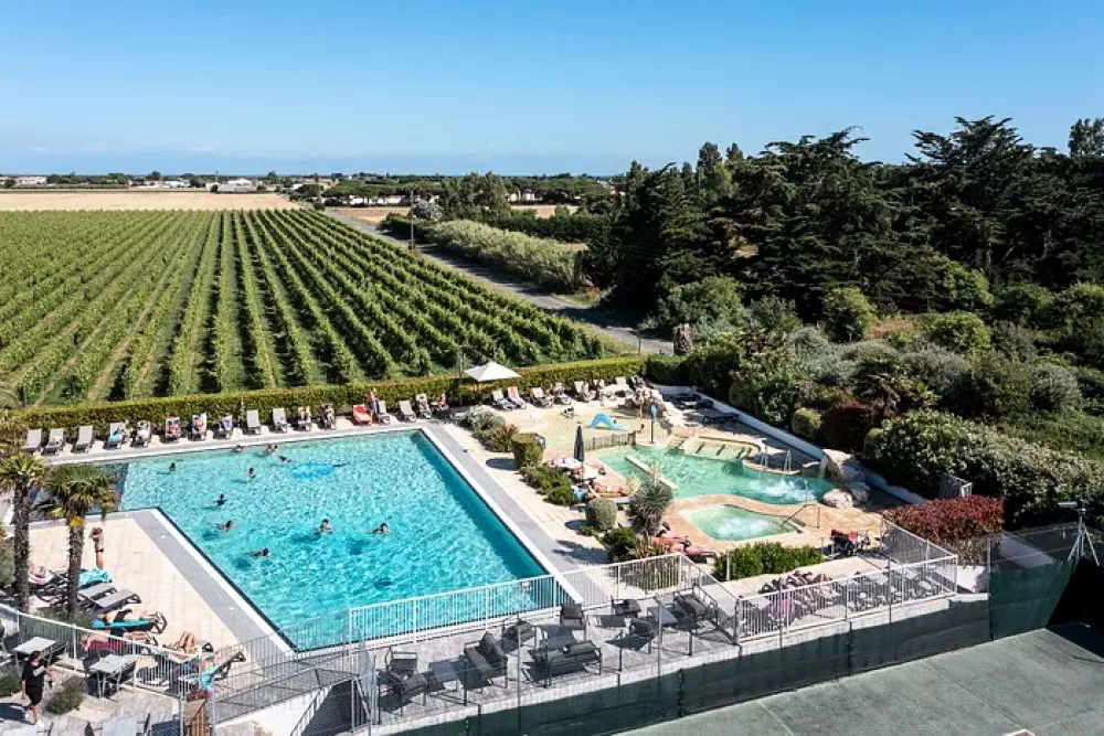 Camping Romanée Le Cormoran5 étoiles★★★★★