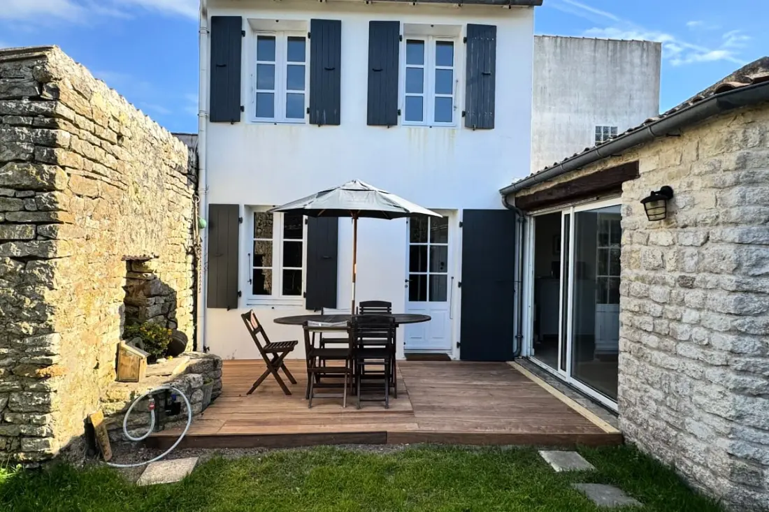 Charming House With Garden in Ars-en-ré