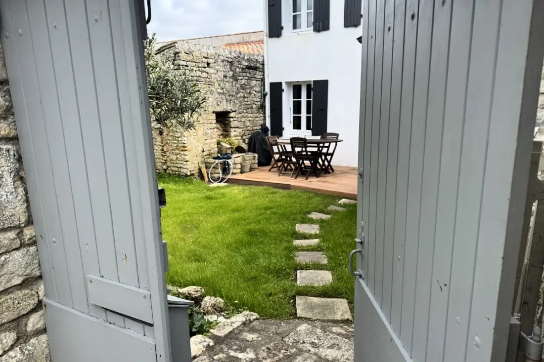 Charming House With Garden in Ars-en-ré