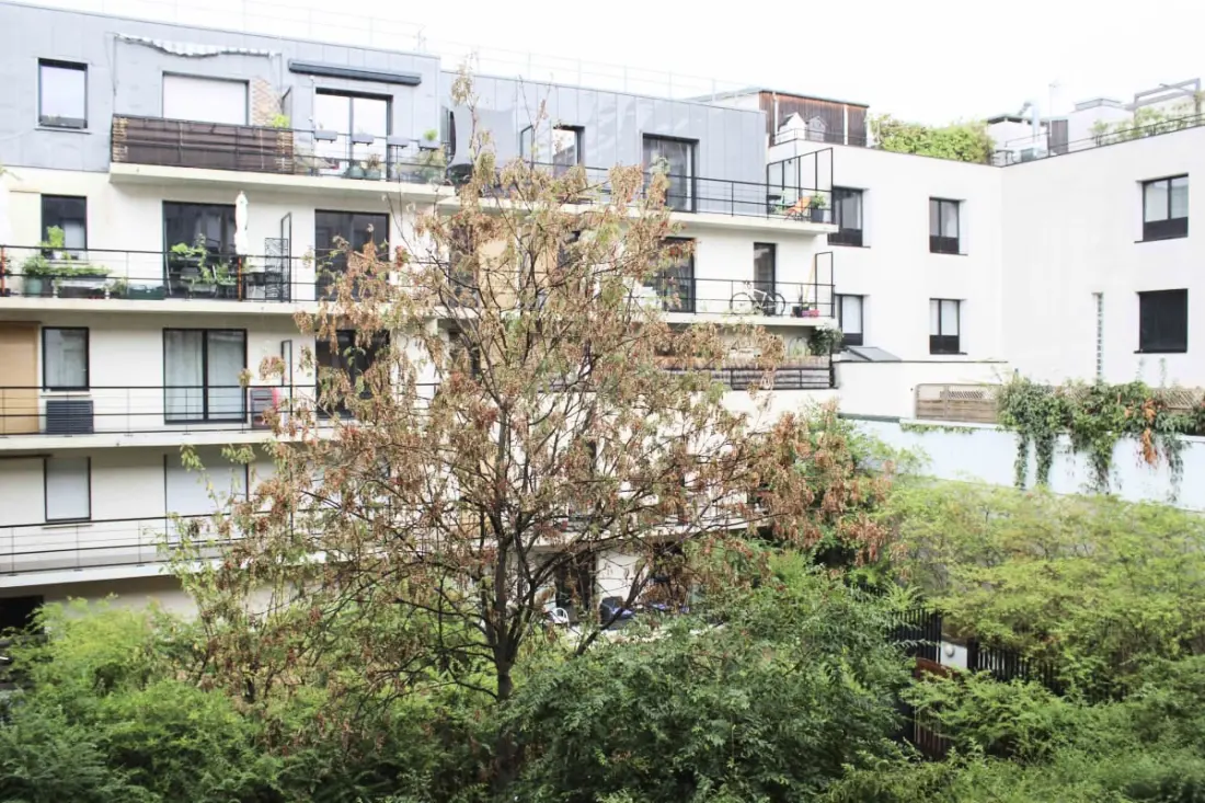 Appartement Avec Balcon Et Parking Proche Métro