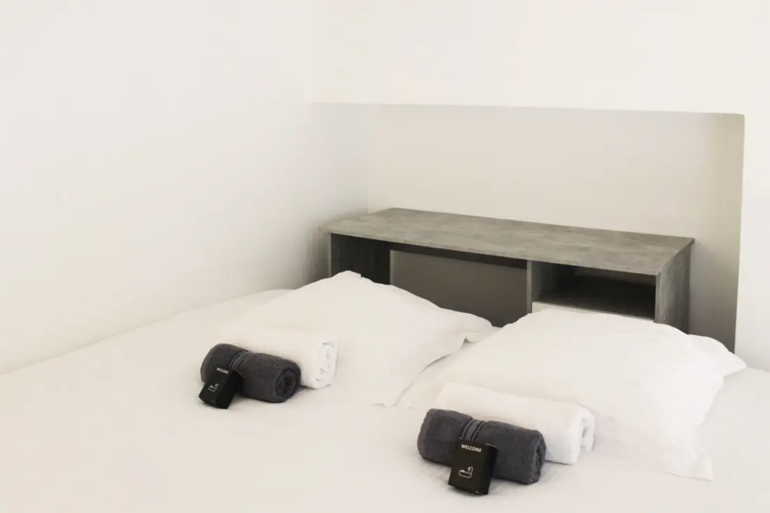Lichtgevende appartement met Mezzanine in Asnières