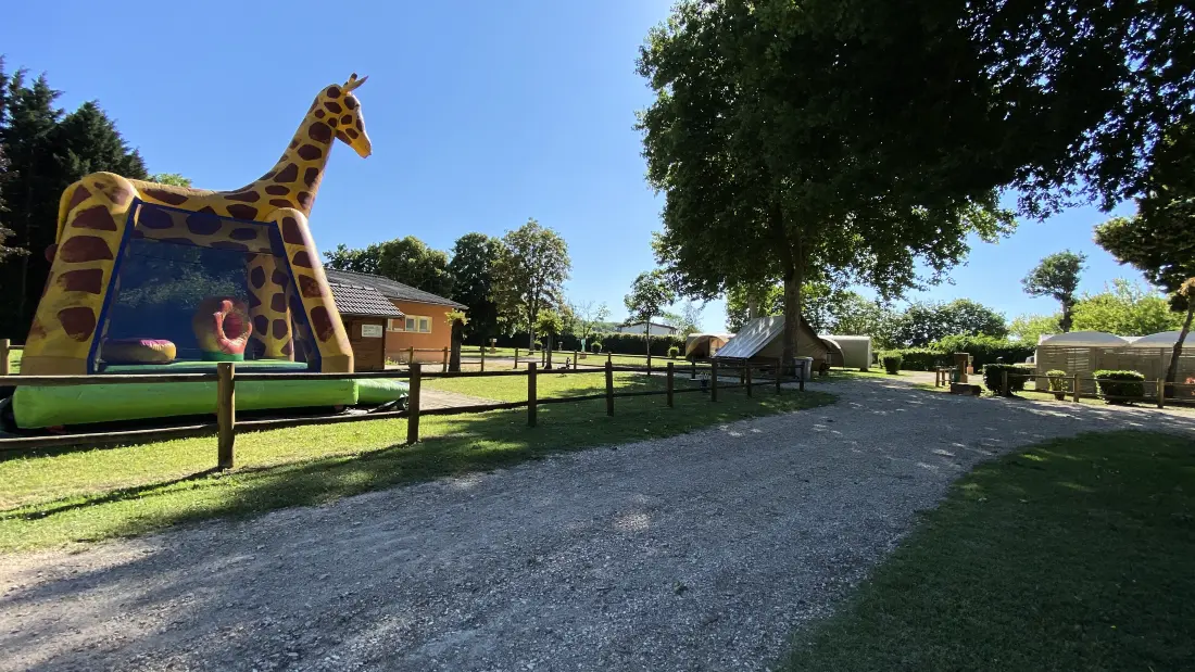 Camping de l'Arquebuse3 Csillagok★★★
