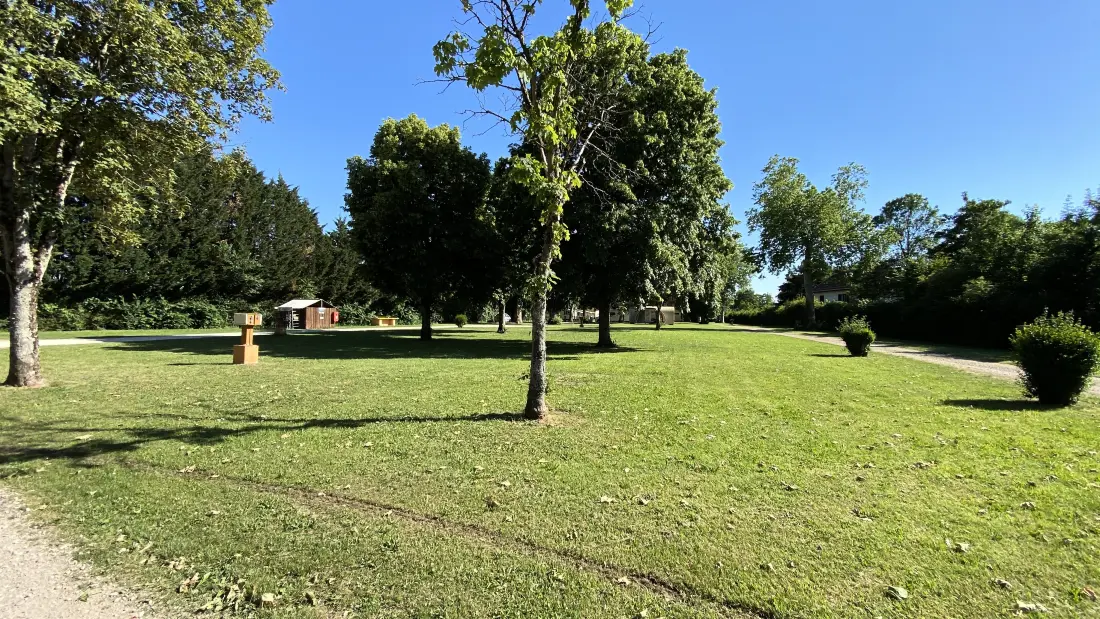 Camping de l'Arquebuse3 Csillagok★★★