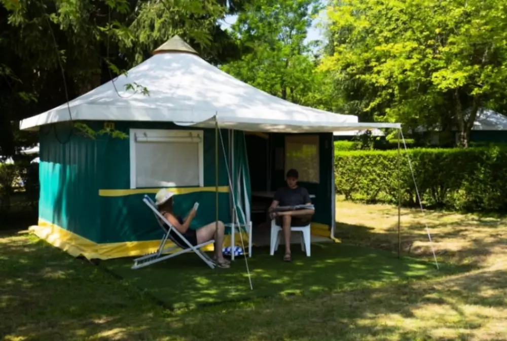 Camping Paradis le Coiroux4 Sterne★★★★