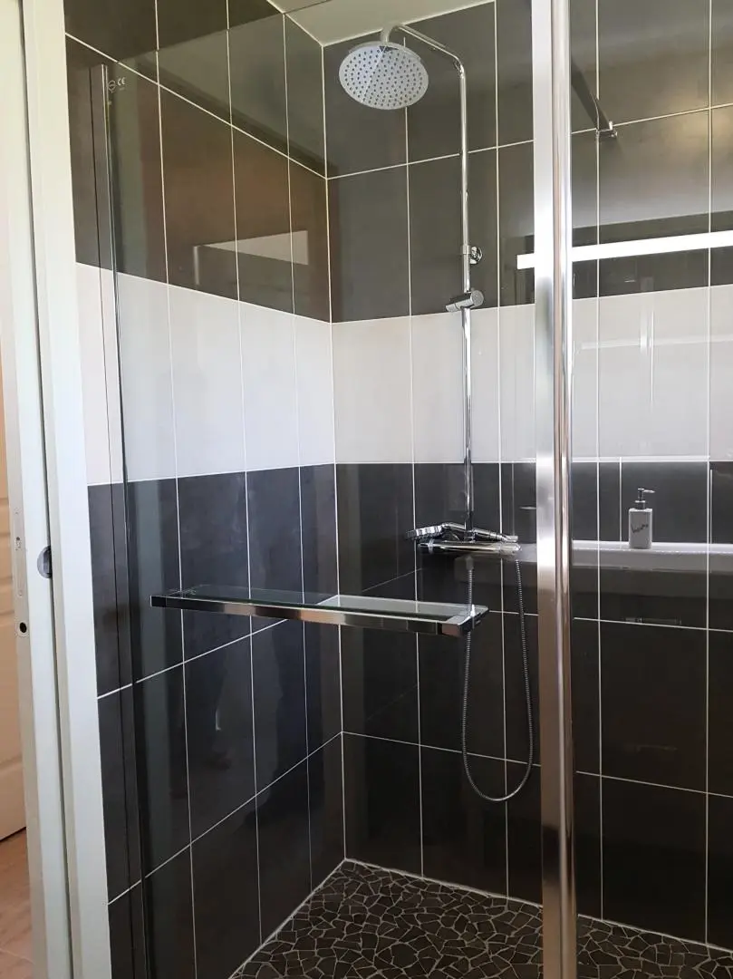 Gîte de France Aan de waterkant 3 oren